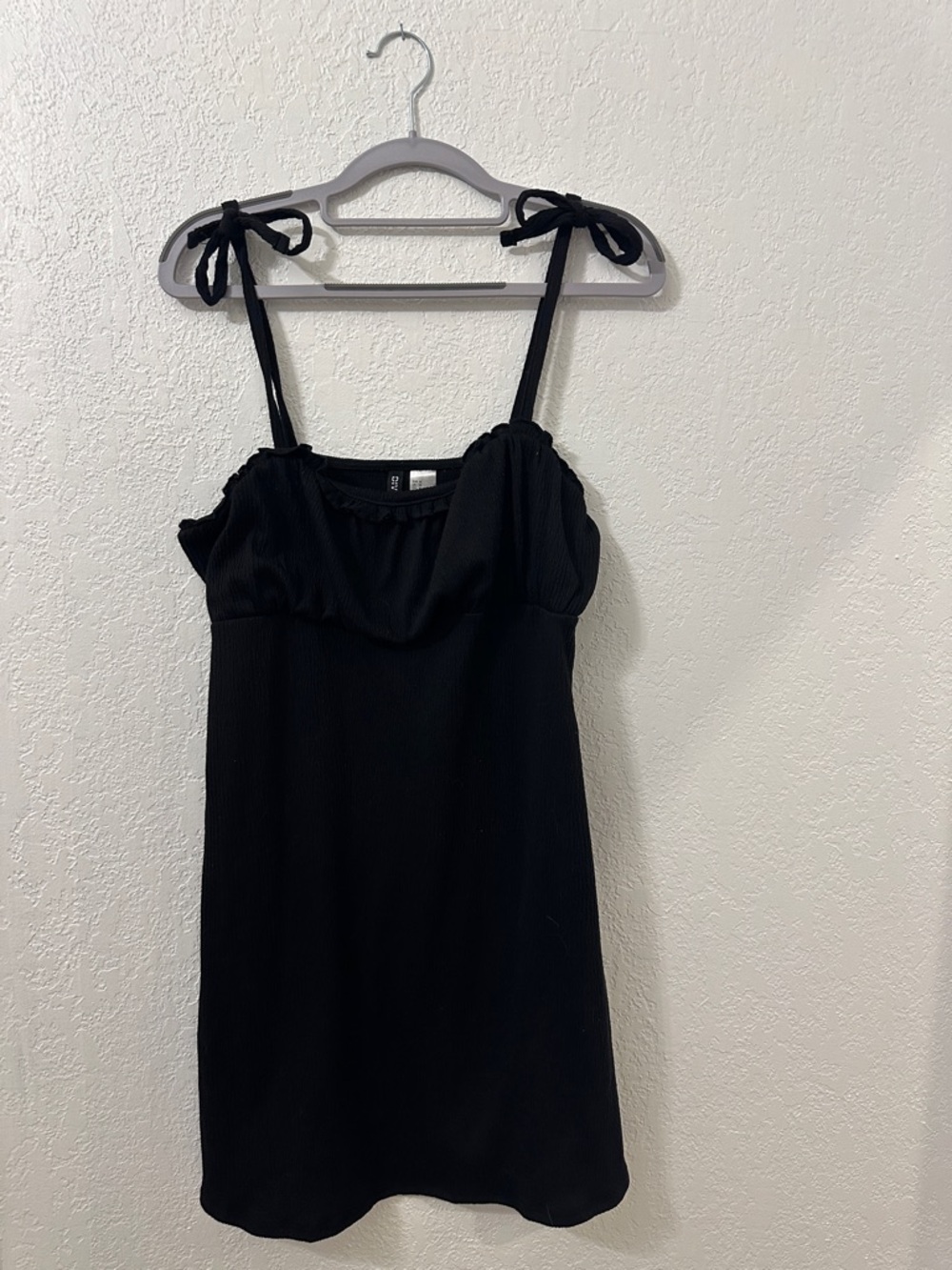 H&M Black Tie-Shoulder Beachy Camisole Dress